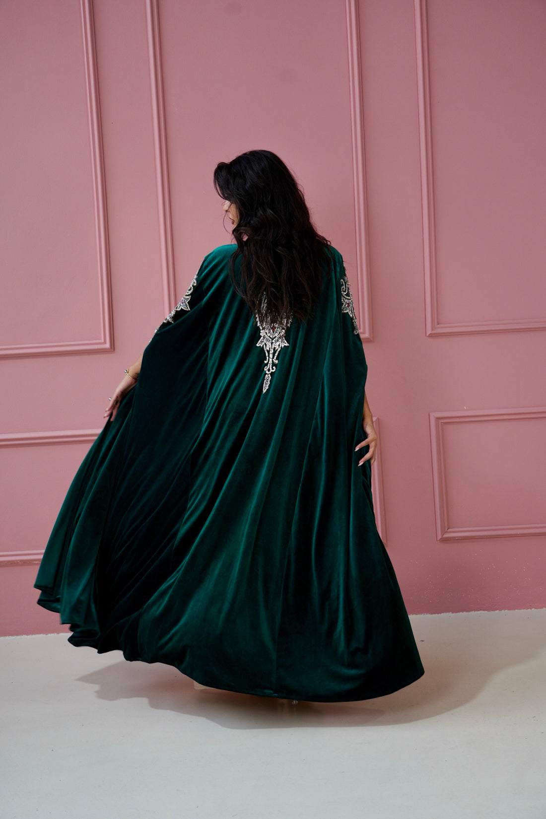 Pourquoi choisir des Abayas en velours pour l’hiver ?