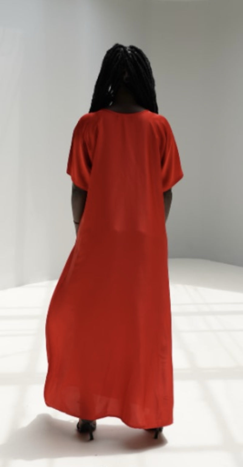 robe en satin rouge